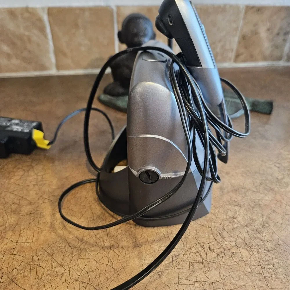 Plantronics CS55 Wireless Headset with‎ charger